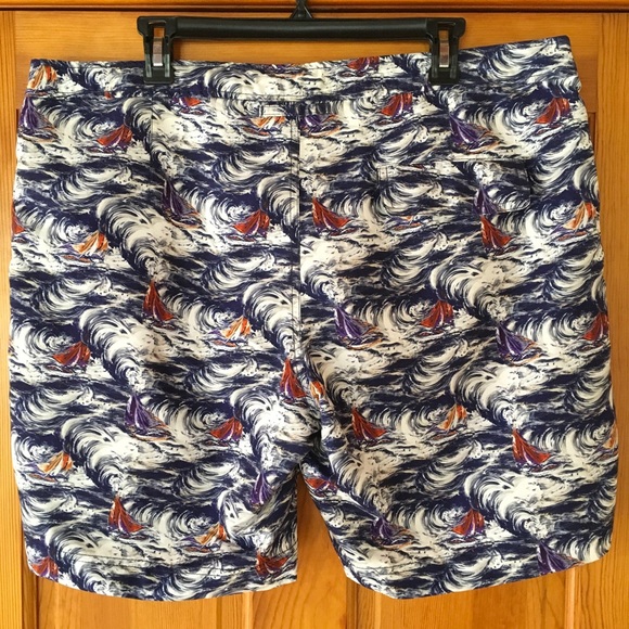 Size 38 ONIA Mens Calder Mediterranean Sails Swim Short - Picture 3 of 13